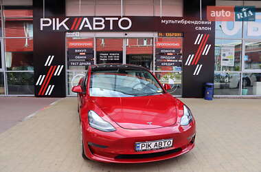 Седан Tesla Model 3 2022 в Львові