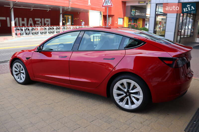 Седан Tesla Model 3 2022 в Львове фото 8 Седан Tesla Model 3 2022 в Львове