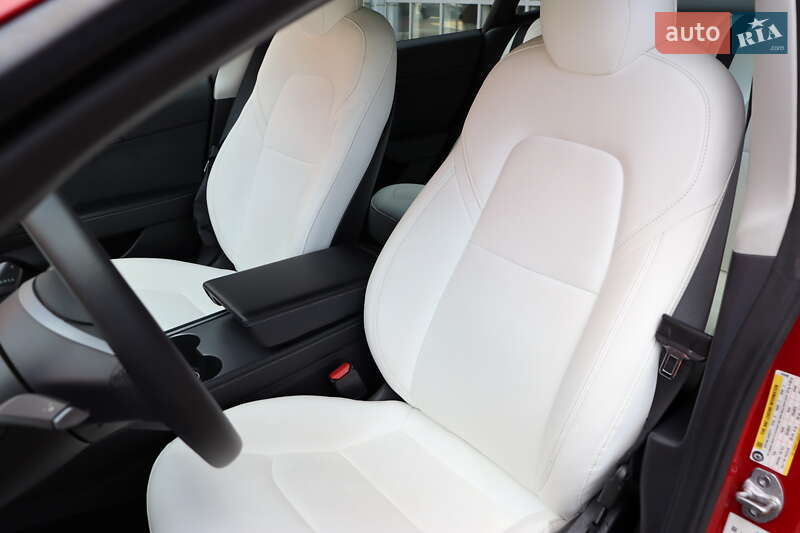 Седан Tesla Model 3 2022 в Львове фото 17 Седан Tesla Model 3 2022 в Львове