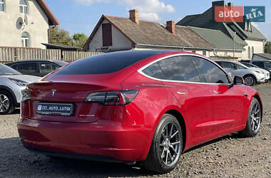 Седан Tesla Model 3 2020 в 