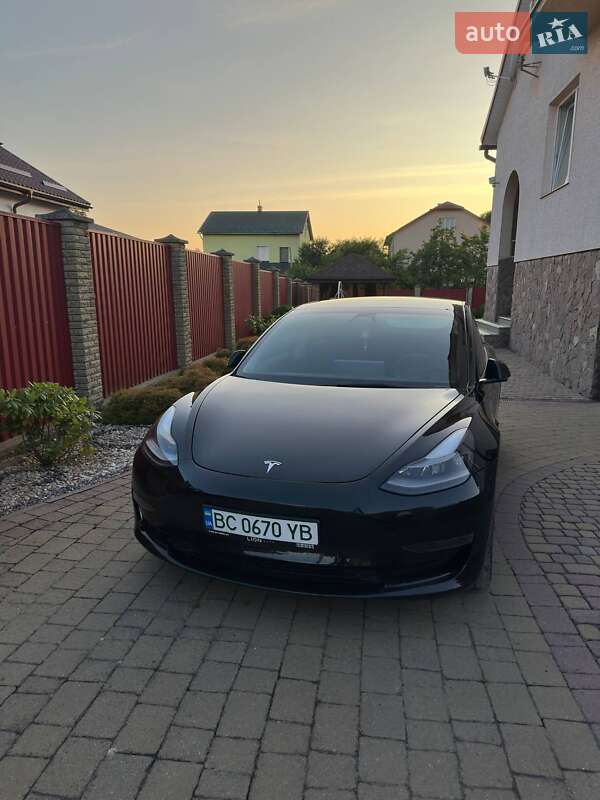 Седан Tesla Model 3 2021 в Львове фото 17 Седан Tesla Model 3 2021 в Львове