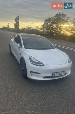 Седан Tesla Model 3 2018 в 