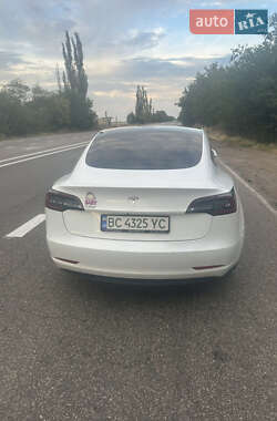Седан Tesla Model 3 2018 в 