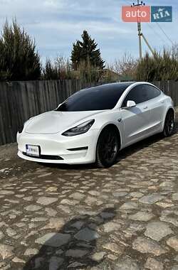 Седан Tesla Model 3 2020 в Харькове