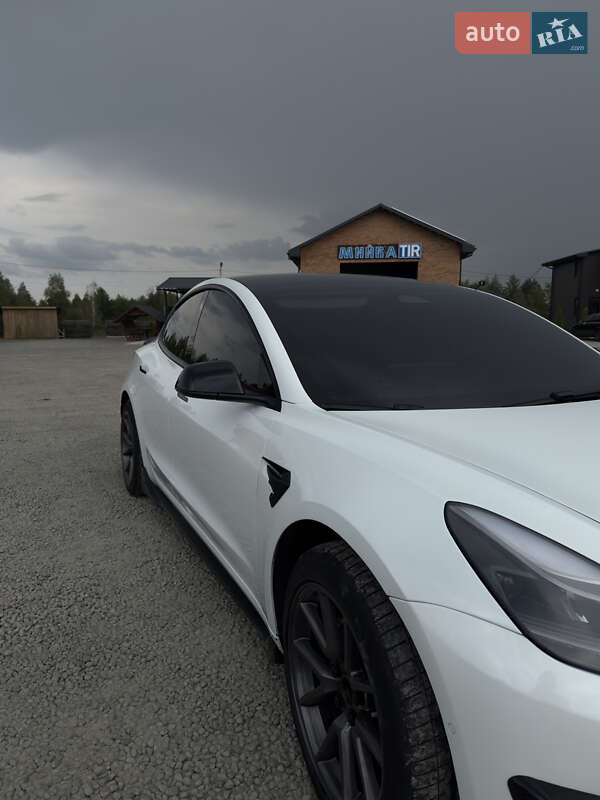 Седан Tesla Model 3 2022 в Ровно фото 5 Седан Tesla Model 3 2022 в Ровно