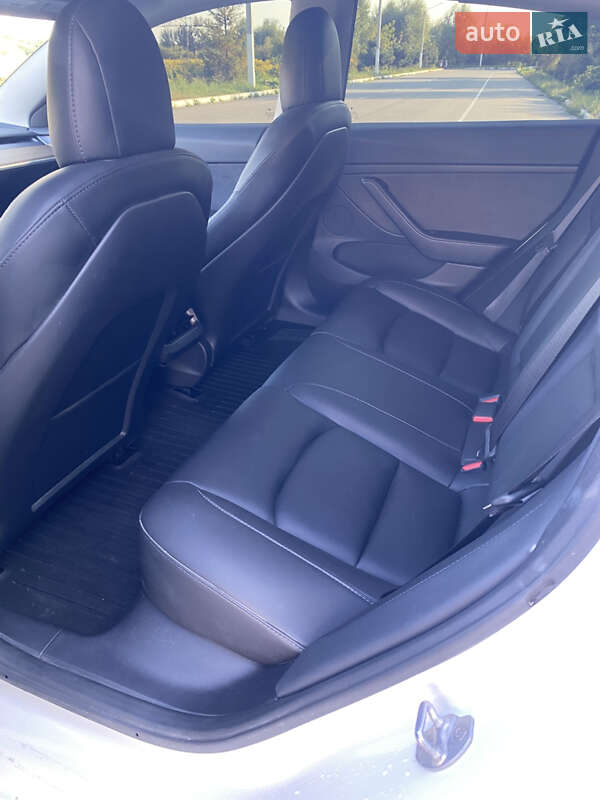 Седан Tesla Model 3 2022 в Києві фото 14 Седан Tesla Model 3 2022 в Києві