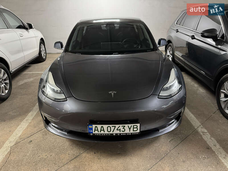 Седан Tesla Model 3 2019 в Полтаве