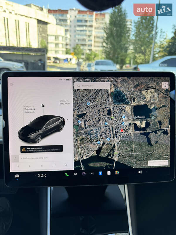 Седан Tesla Model 3 2019 в Киеве