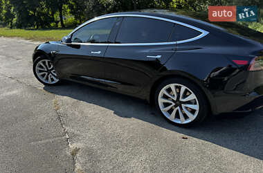 Седан Tesla Model 3 2018 в 