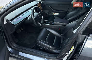 Седан Tesla Model 3 2018 в 