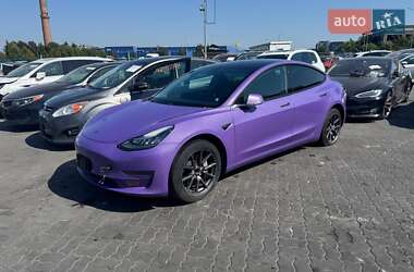 Седан Tesla Model 3 2020 в Львове