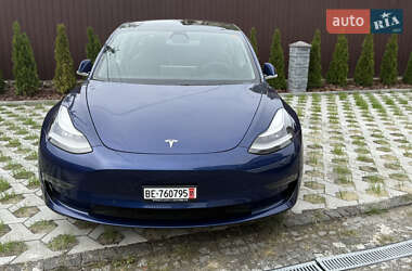 Седан Tesla Model 3 2019 в 