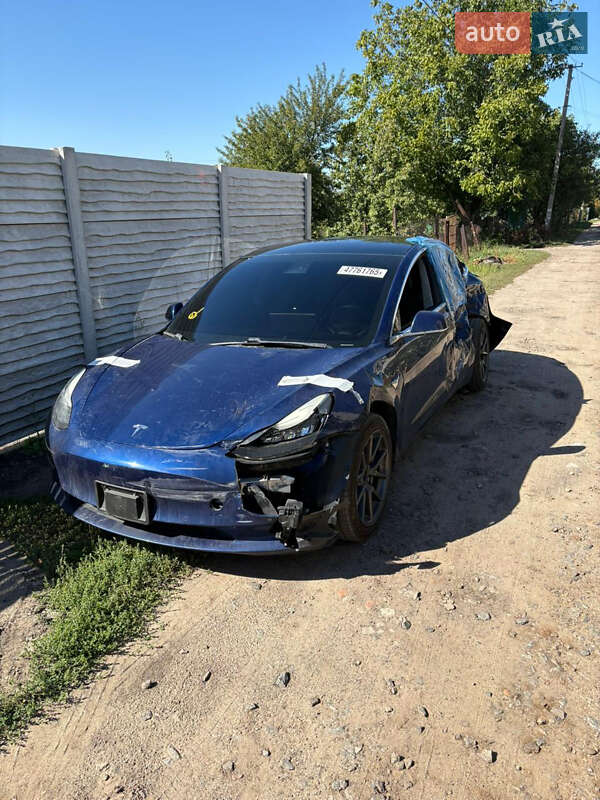 Седан Tesla Model 3 2020 в Харькове