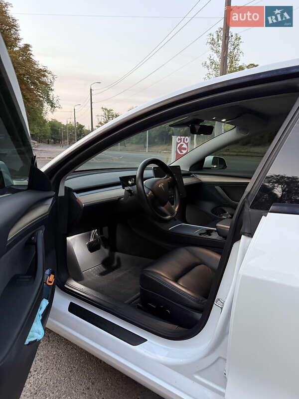 Седан Tesla Model 3 2022 в Днепре фото 14 Седан Tesla Model 3 2022 в Днепре