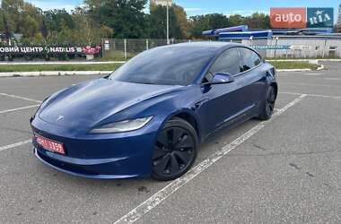 Седан Tesla Model 3 2024 в Киеве