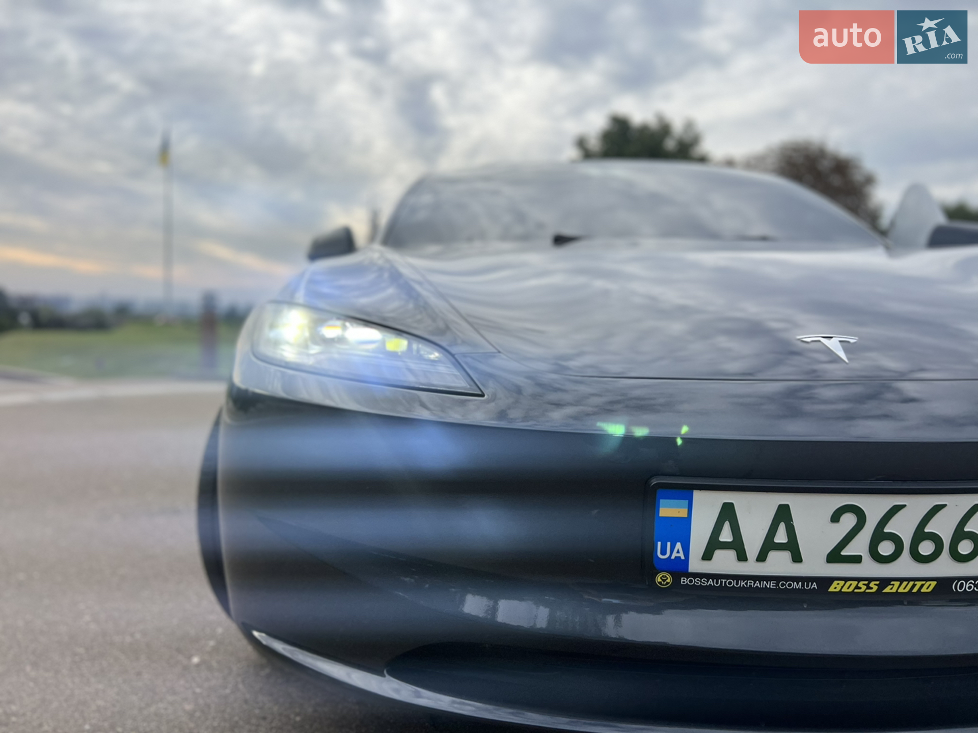 2024 Tesla Model 3 - мініатюра 9