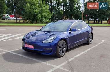 Седан Tesla Model 3 2018 в 