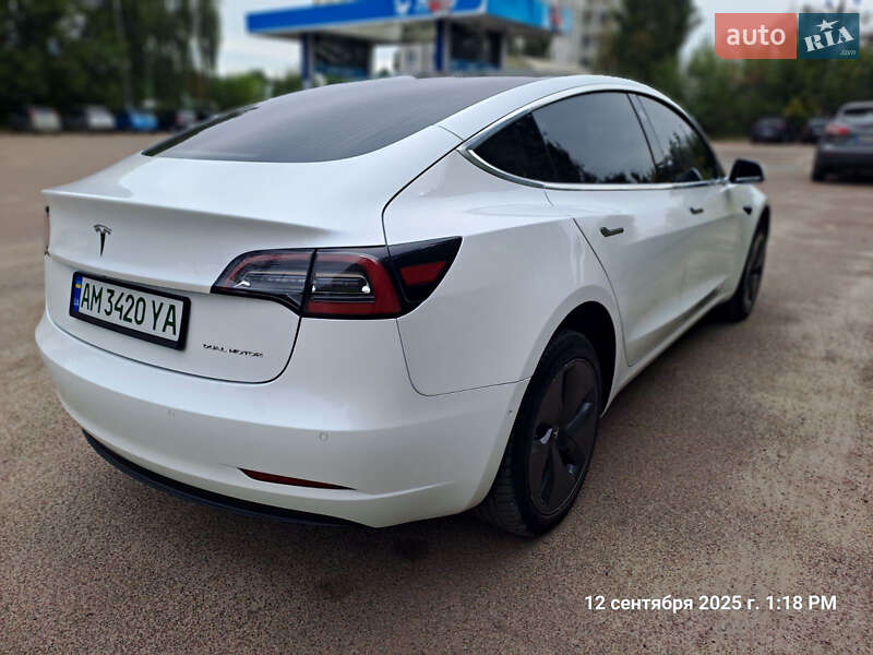 Седан Tesla Model 3 2020 в Житомире фото 3 Седан Tesla Model 3 2020 в Житомире