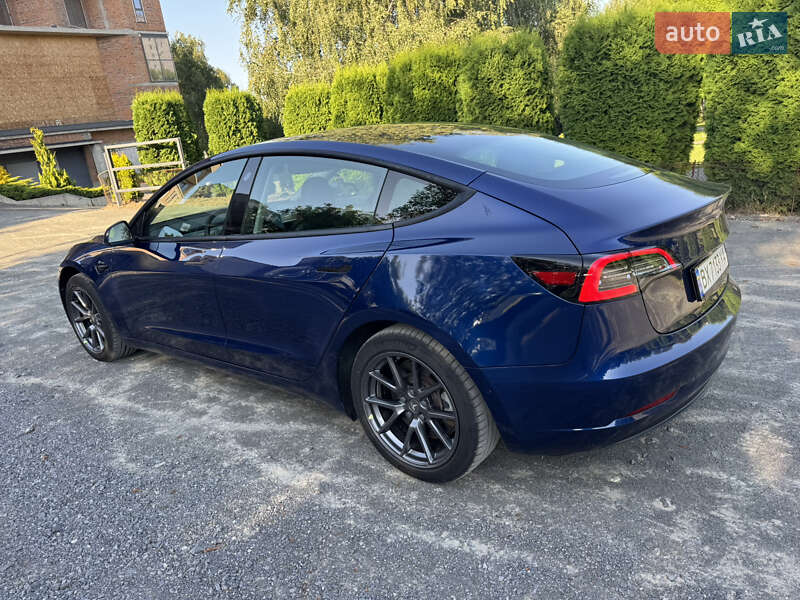 Седан Tesla Model 3 2021 в Хмельницком фото 16 Седан Tesla Model 3 2021 в Хмельницком