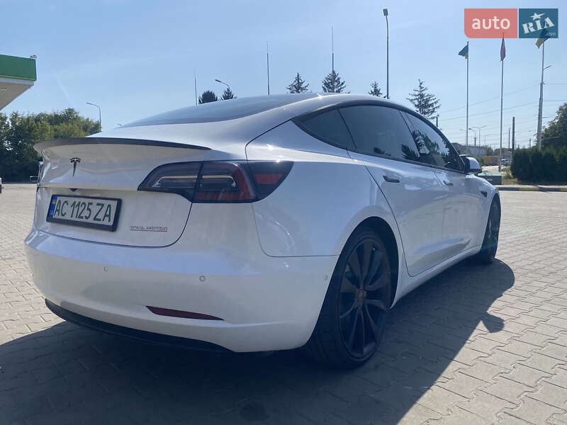 Седан Tesla Model 3 2019 в Луцьку