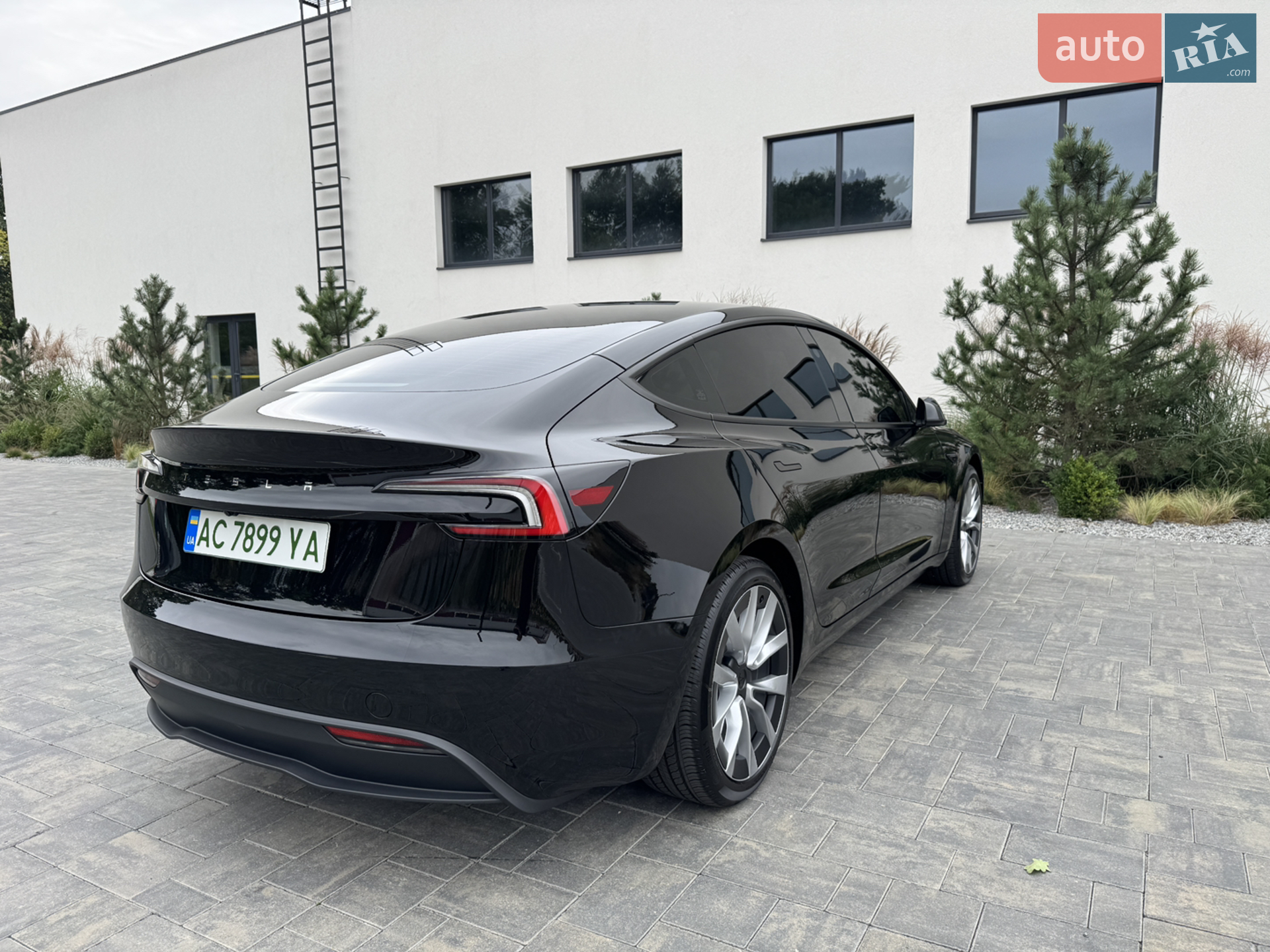 2024 Tesla Model 3 - мініатюра 8