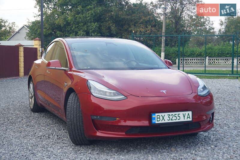 Седан Tesla Model 3 2018 в Самборі фото 3 Седан Tesla Model 3 2018 в Самборі
