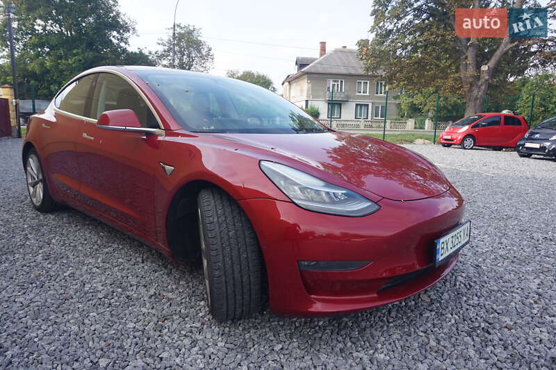 Седан Tesla Model 3 2018 в Самборі фото 14 Седан Tesla Model 3 2018 в Самборі