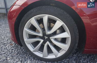 Седан Tesla Model 3 2018 в 