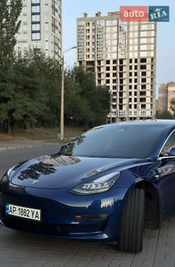 Седан Tesla Model 3 2019 в 
