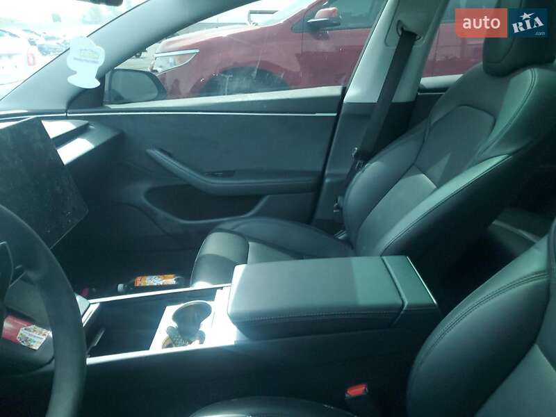 Седан Tesla Model 3 2025 в Києві фото 9 Седан Tesla Model 3 2025 в Києві