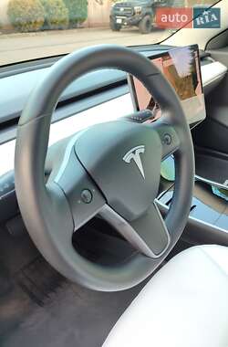 Седан Tesla Model 3 2019 в Запорожье