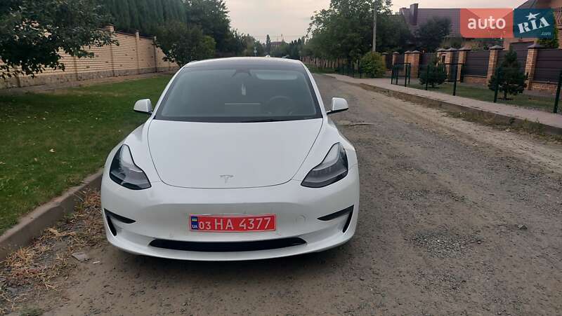 Седан Tesla Model 3 2022 в Луцке фото 6 Седан Tesla Model 3 2022 в Луцке