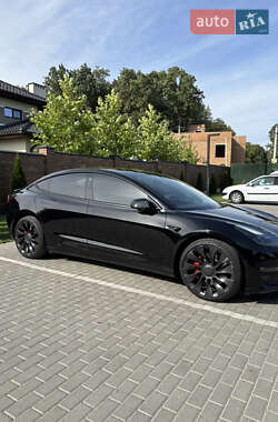 Седан Tesla Model 3 2021 в 