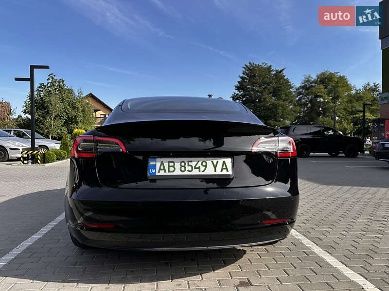 Седан Tesla Model 3 2021 в Виннице фото 10 Седан Tesla Model 3 2021 в Виннице