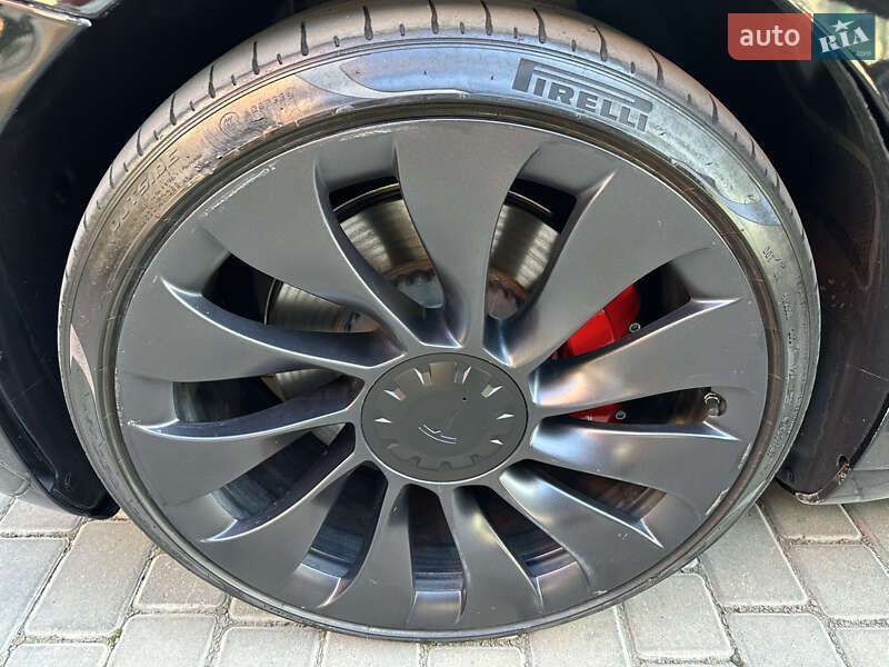 Седан Tesla Model 3 2023 в Одесі