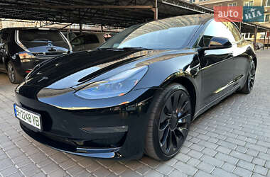 Седан Tesla Model 3 2023 в 