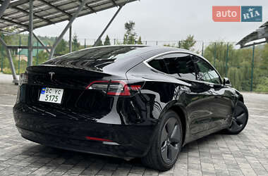 Седан Tesla Model 3 2019 в 