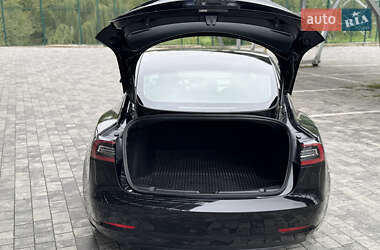 Седан Tesla Model 3 2019 в 