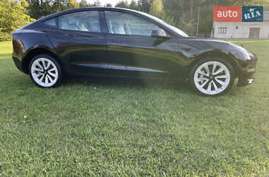 Седан Tesla Model 3 2020 в 