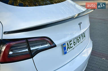 Седан Tesla Model 3 2021 в Днепре