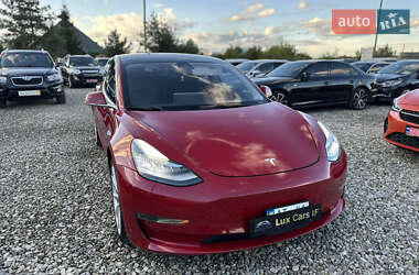 Седан Tesla Model 3 2018 в 