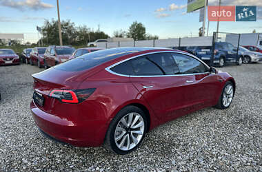 Седан Tesla Model 3 2018 в 