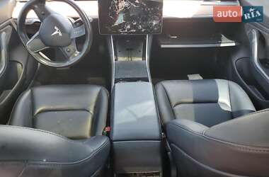 Седан Tesla Model 3 2018 в 