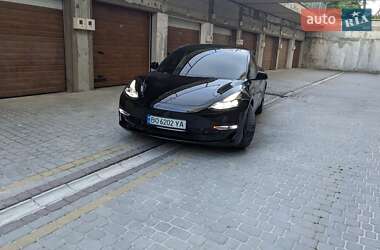 Седан Tesla Model 3 2021 в Тернополе