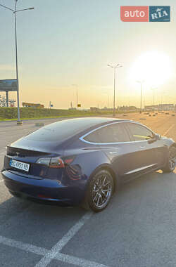 Седан Tesla Model 3 2018 в 