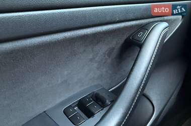 Седан Tesla Model 3 2020 в 