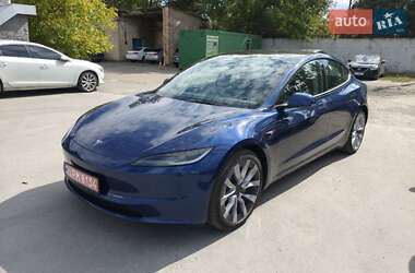 Седан Tesla Model 3 2024 в Киеве