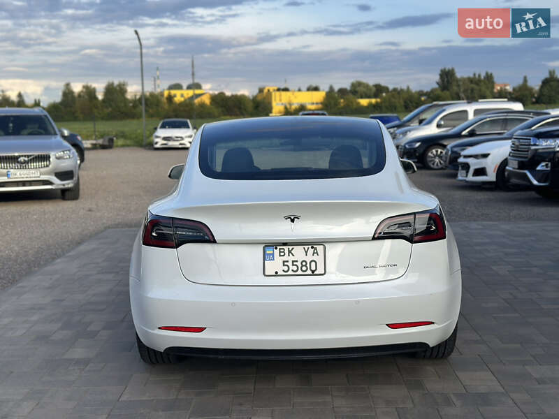 Седан Tesla Model 3 2022 в Рівному фото 5 Седан Tesla Model 3 2022 в Рівному