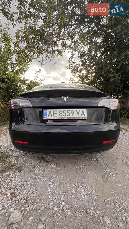 Седан Tesla Model 3 2020 в Днепре