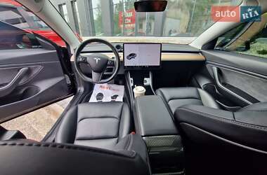 Седан Tesla Model 3 2018 в 